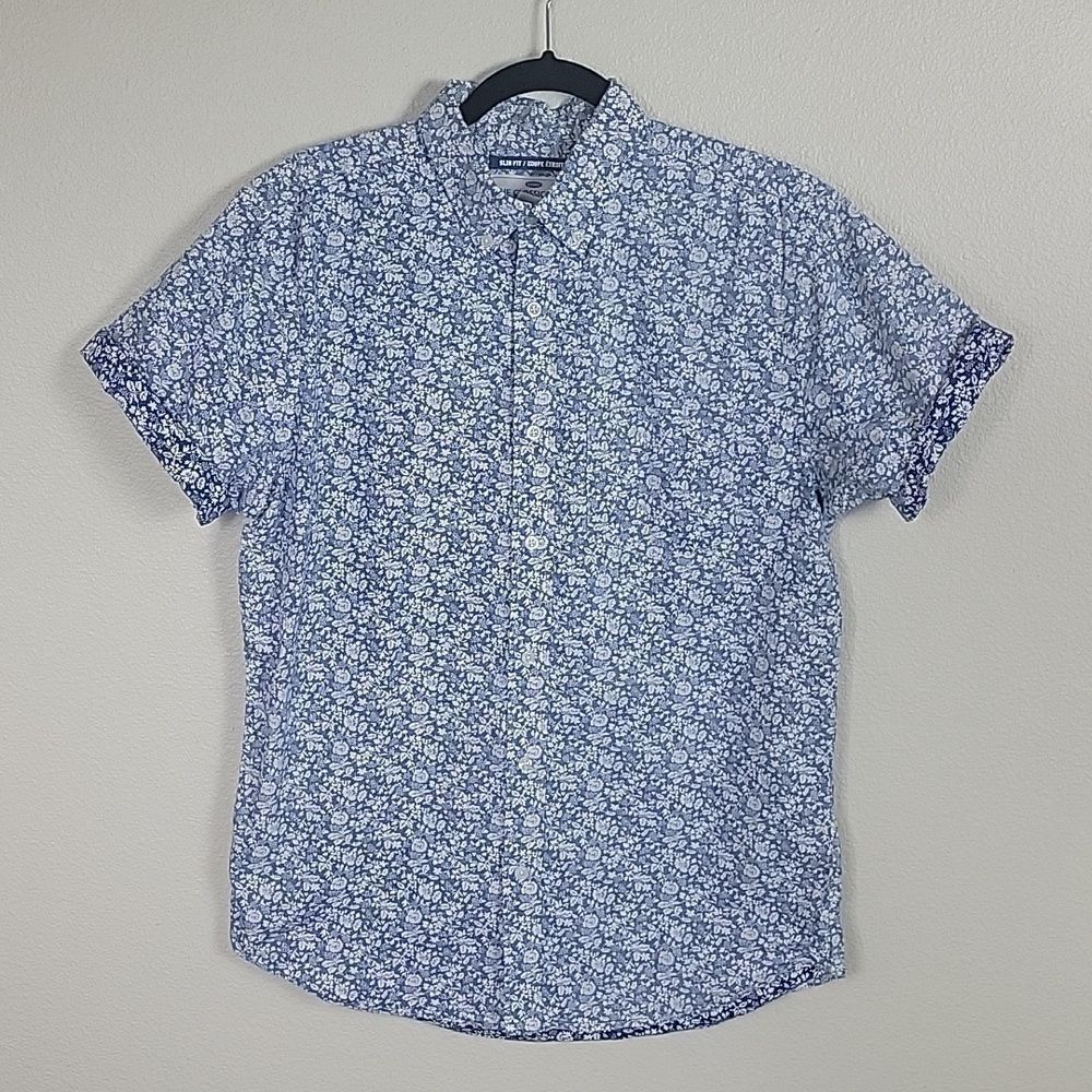 Old Navy Slim fit, reverse print button down.